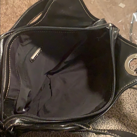 Rosetti Black Purse - Picture 2 of 5